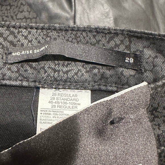 NEW Banana Republic Jeans - Picture 3 of 9